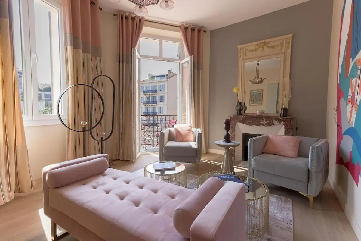 Beautiful Bourgeois Near Palais And Beaches Cannes 0*,  France