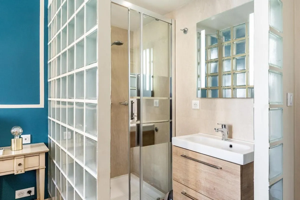 Beautiful Bourgeois Near Palais And Beaches Cannes Apartment